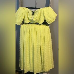 2 pieces Lime yellow midi skirt and crop top